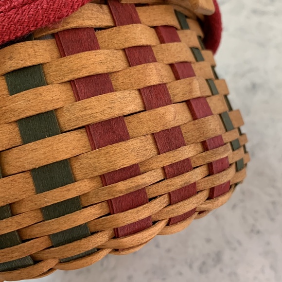 Longaberger 2003 Melody basket, liner, fabric liner - Picture 8 of 15